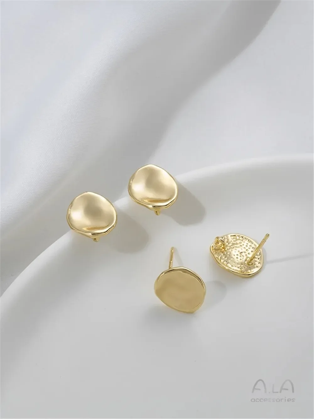 14K Gold-plated Lotus Leaf Shaped Hanging Circular Earrings 925 Silver Needle DIY Handmade Material Earrings and Accessories
14K Gold-plated Lotus Leaf Shaped Hanging Circular Earrings 925 Silver Needle DIY Handmade Material Earrings and Accessories
