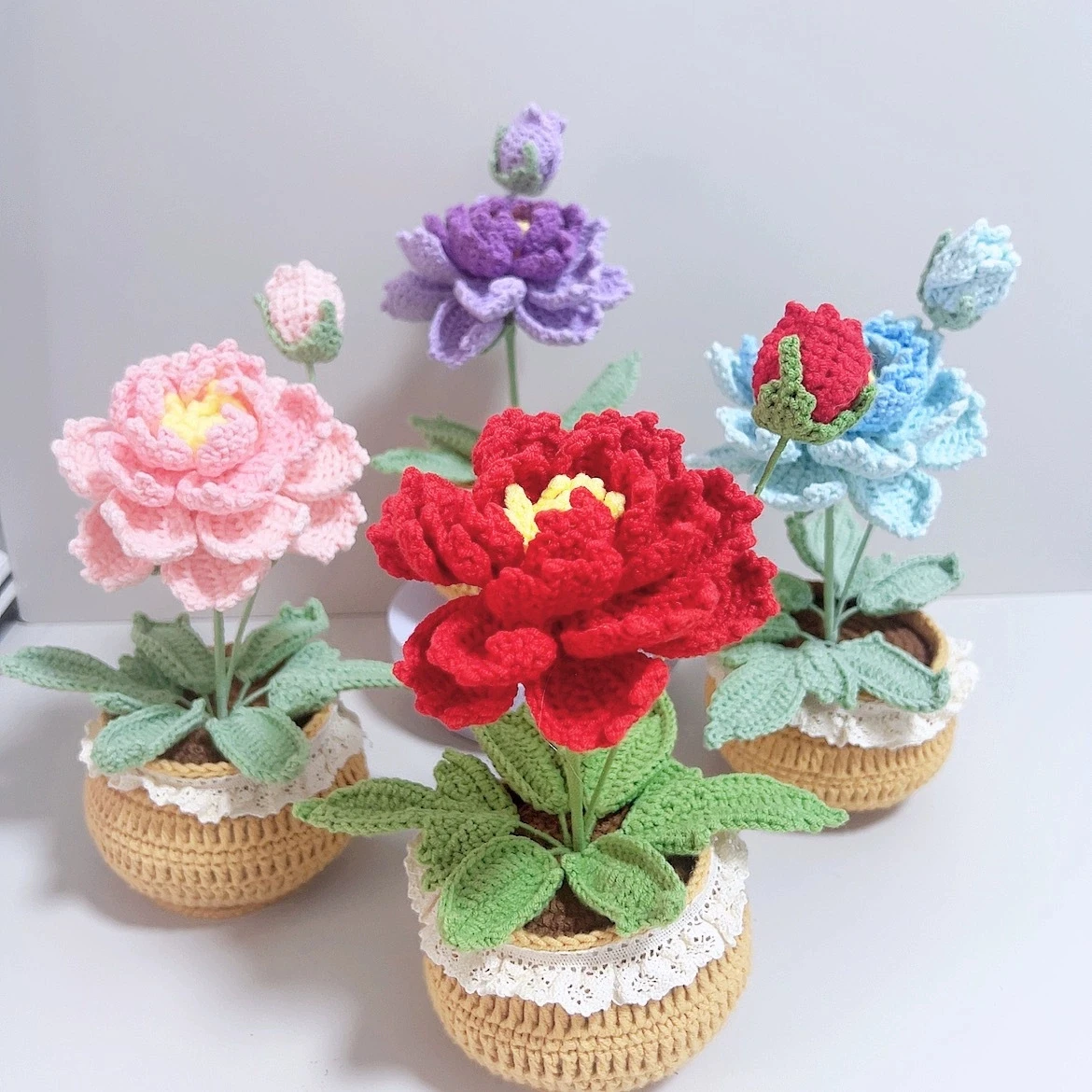 Handmade Boutique Woolen Crochet Peony Flower Desktop Decoration Entrance Decor Plant Pot Girl Doll Wool Flower Pot Home Decor
Handmade Boutique Woolen Crochet Peony Flower Desktop Decoration Entrance Decor Plant Pot Girl Doll Wool Flower Pot Home Decor