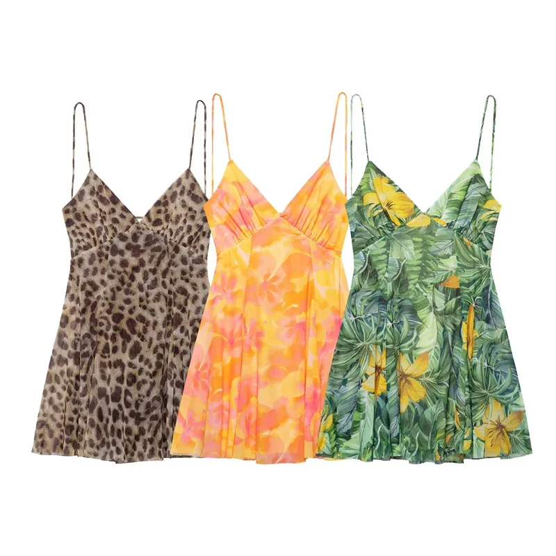 2026 summer, European and American style printing silk mesh V-neck leopard print suspender short dress
2026 summer, European and American style printing silk mesh V-neck leopard print suspender short dress