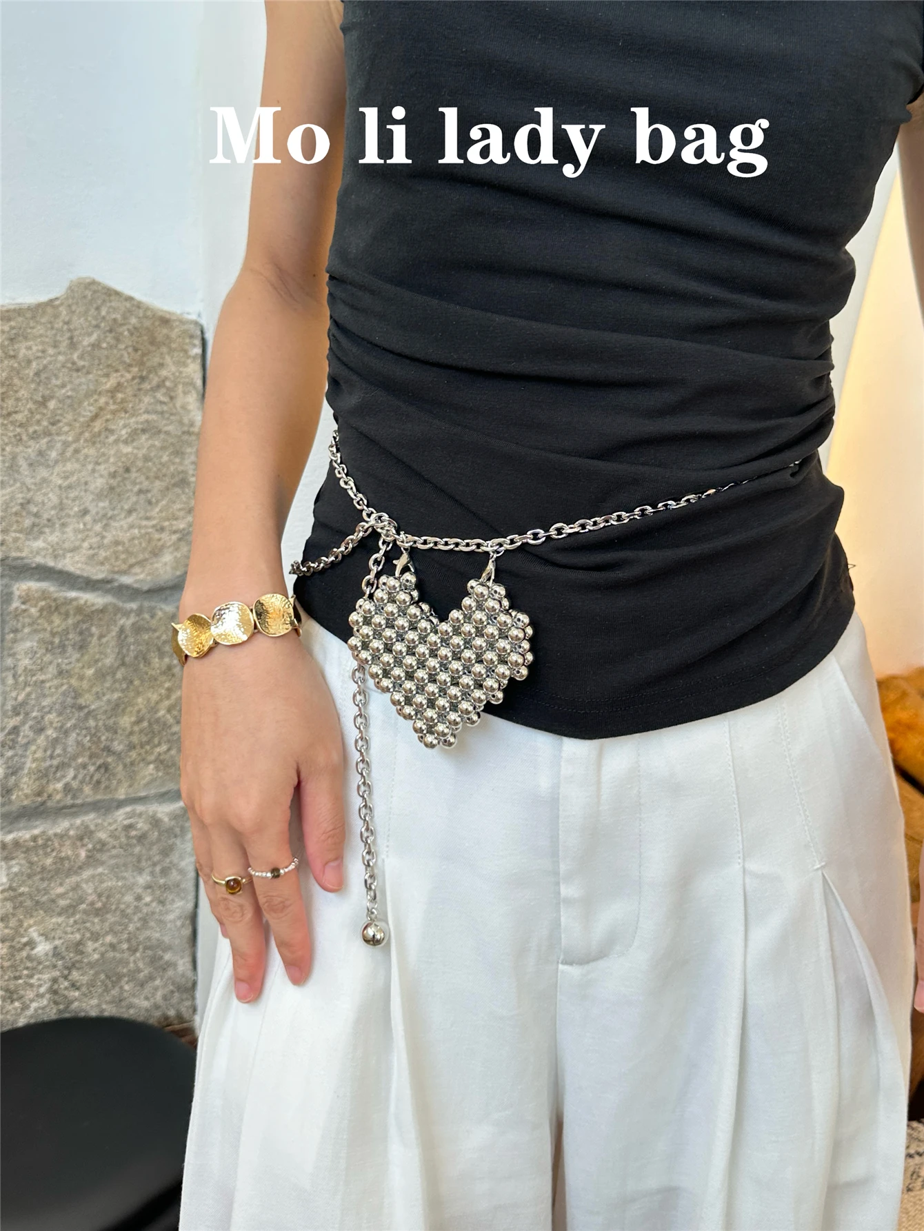 Silver Heart Waist Chain Adjustable Single Shoulder Crossbody Bag for Women Matching Skirts Jeans Trendy Accessory
Silver Heart Waist Chain Adjustable Single Shoulder Crossbody Bag for Women Matching Skirts Jeans Trendy Accessory