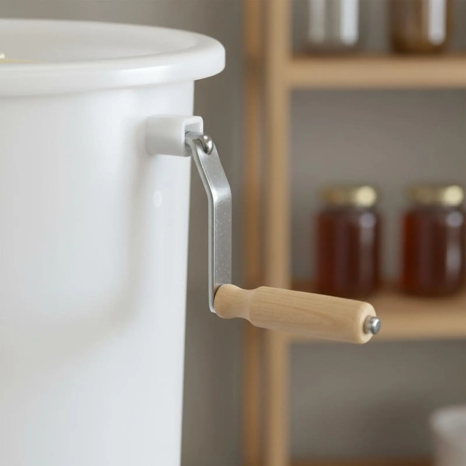 Manual 2 Frame Honey Extractor 18L Capacity 2 Frame Honey Centrifuge Beekeeping Centrifuge Wear-Resistant Long-Lasting
Manual 2 Frame Honey Extractor 18L Capacity 2 Frame Honey Centrifuge Beekeeping Centrifuge Wear-Resistant Long-Lasting