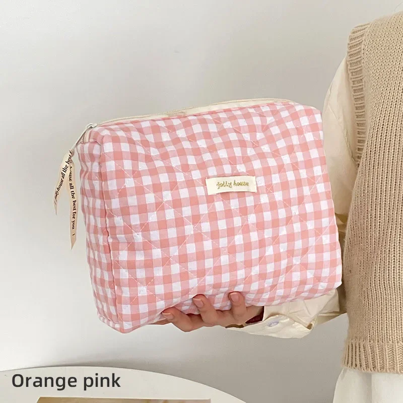 Large Capacity Women's Cosmetic Bags Cases Casual Ladies Small Storage Bag with Zipper Female Travel Clutch Bag Small Handbags 
Large Capacity Women's Cosmetic Bags Cases Casual Ladies Small Storage Bag with Zipper Female Travel Clutch Bag Small Handbags