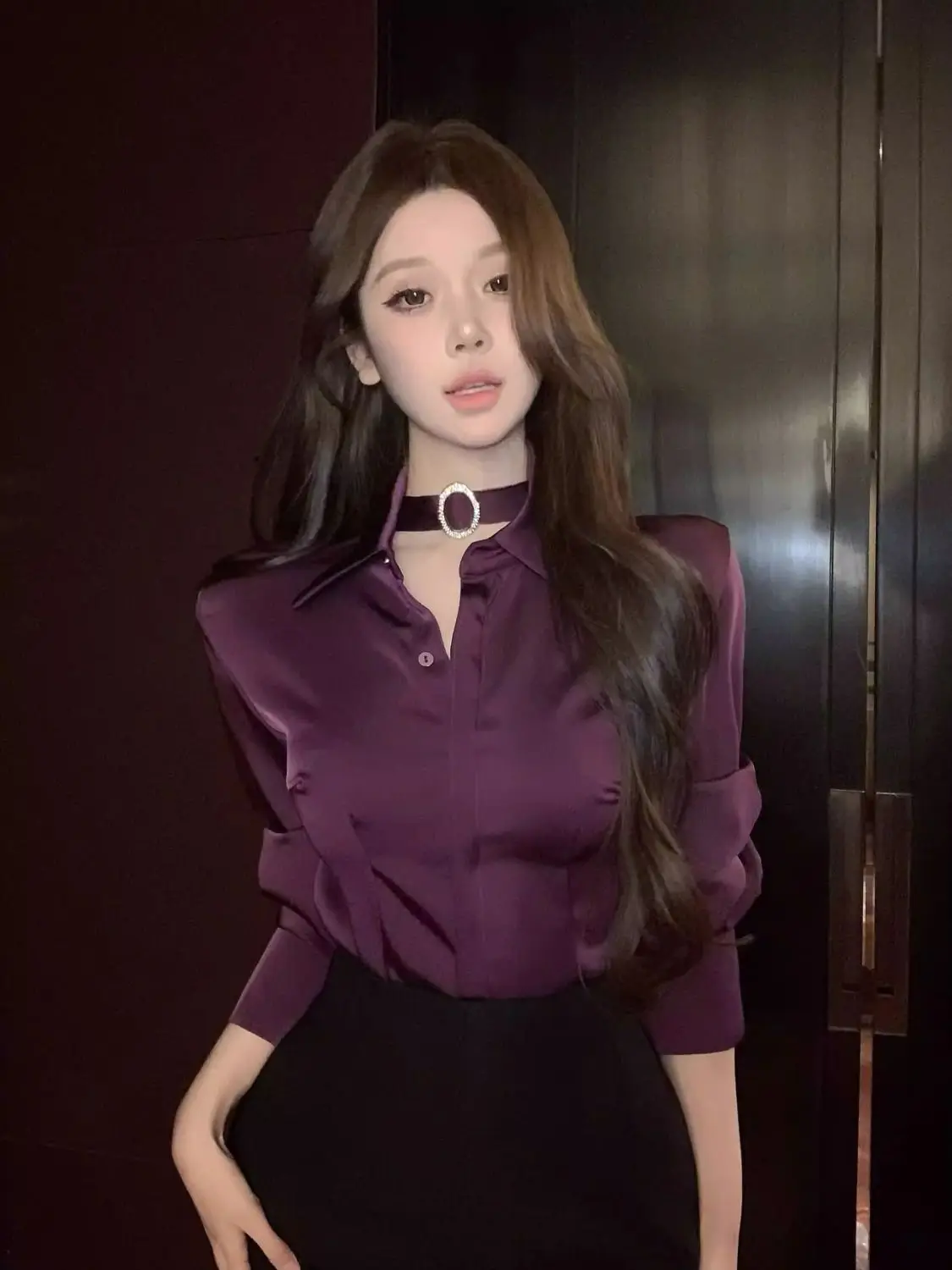 Gagarich Purple Polo Collar Long Sleeved Shoulder Padded Shirt Early Autumn Temperament High-end Casual Shirt Unique Chic Top
Gagarich Purple Polo Collar Long Sleeved Shoulder Padded Shirt Early Autumn Temperament High-end Casual Shirt Unique Chic Top
