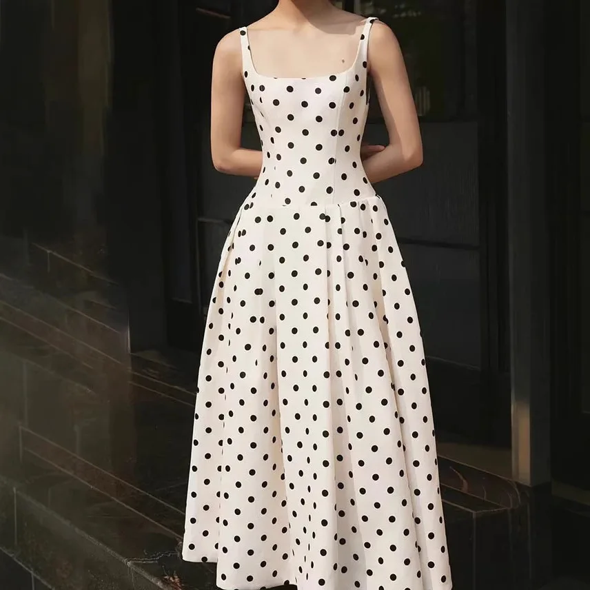 White Dot Spaghetti Strap Brithday Party Dresses for Women 2025 Summer New High Waist Casual Holiday Dress Elegant Prom Gowns
White Dot Spaghetti Strap Brithday Party Dresses for Women 2025 Summer New High Waist Casual Holiday Dress Elegant Prom Gowns