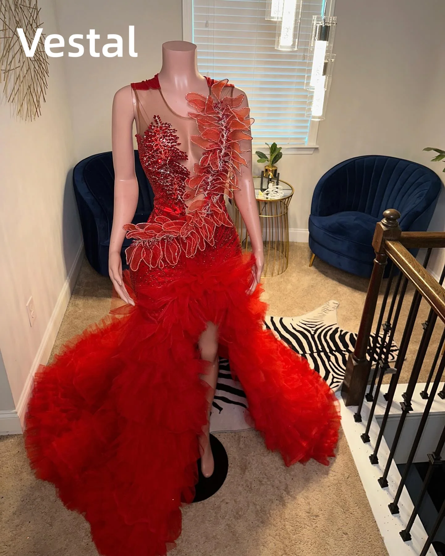 Red 3D Floral Prom Dress with Ruffled Tulle Skirt High Slit Evening Gown Customized
Red 3D Floral Prom Dress with Ruffled Tulle Skirt High Slit Evening Gown Customized