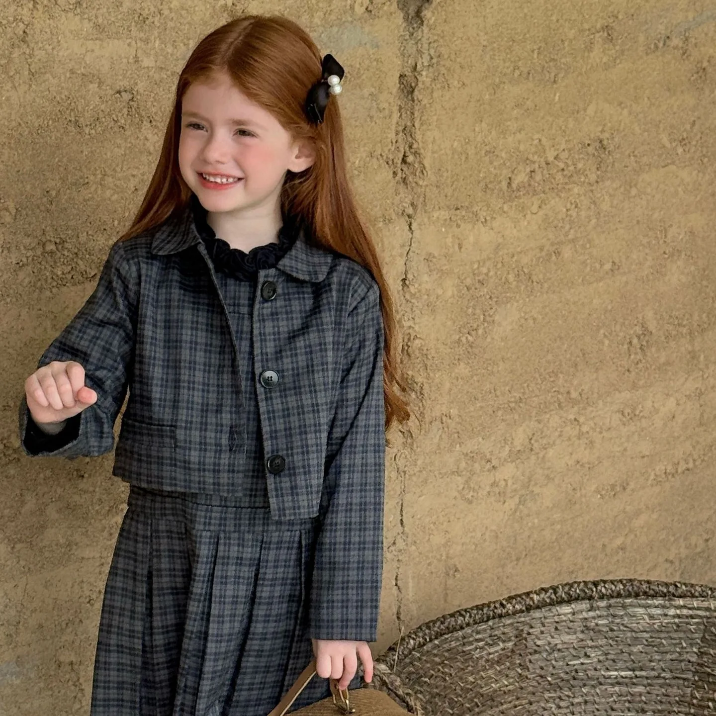 2025 Spring and Autumn New Children Clothing Children Suit Coat Vest Dress Set Girls Plaid Pleated Skirt Suit Two Piece Set
2025 Spring and Autumn New Children Clothing Children Suit Coat Vest Dress Set Girls Plaid Pleated Skirt Suit Two Piece Set