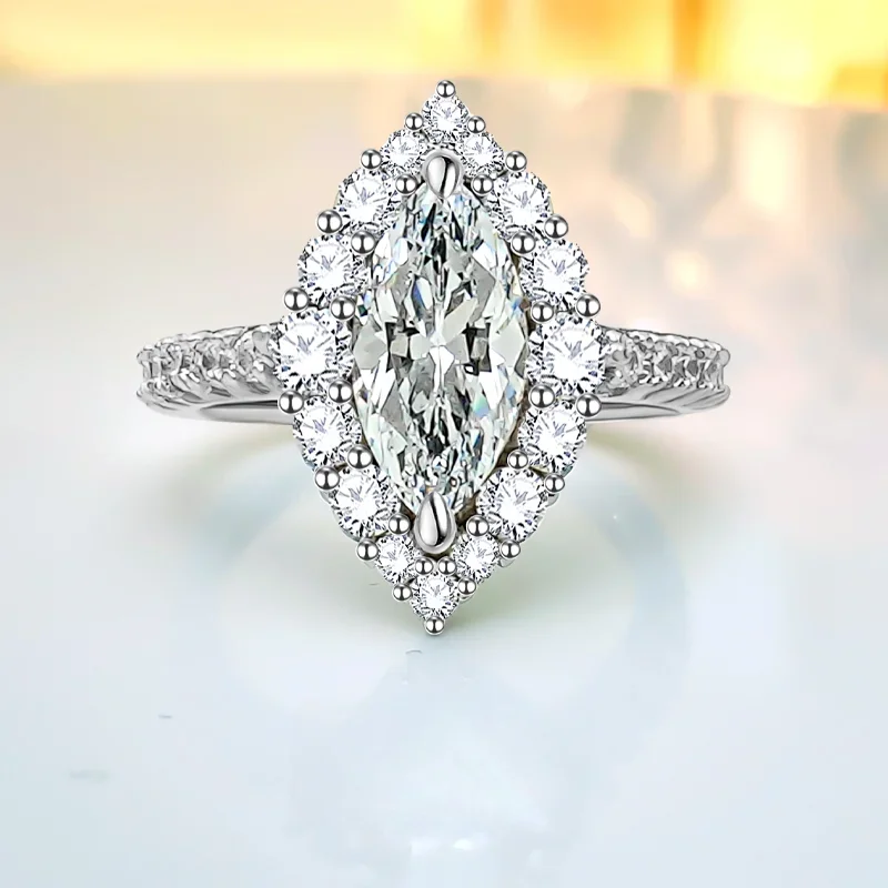 Fashion Horse Eye 925 Sterling Silver Ring for Women Inlaid with High Carbon Diamond Temperament Wedding Jewelry Wholesale
Fashion Horse Eye 925 Sterling Silver Ring for Women Inlaid with High Carbon Diamond Temperament Wedding Jewelry Wholesale
