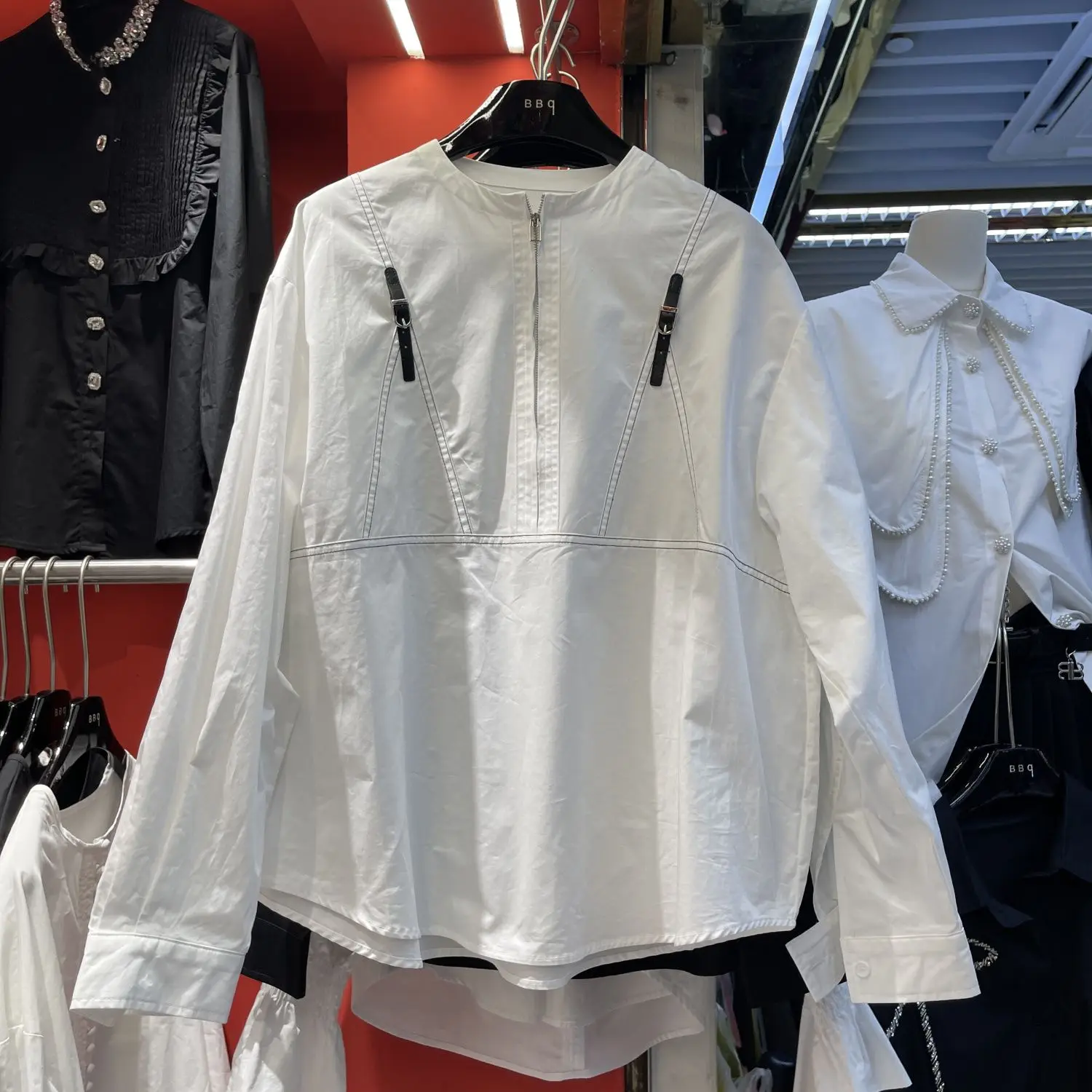 Spring/Summer New Women's Shirt Loose Splicing Round Neck Long Sleeve Oversized Shirt Top
Spring/Summer New Women's Shirt Loose Splicing Round Neck Long Sleeve Oversized Shirt Top