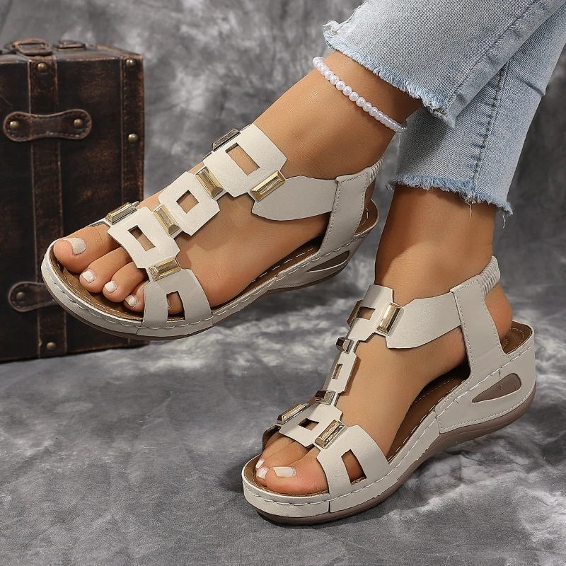 Large Size Roman Style Women Sandals Designer Beach Slippers Summer Wedges Shoes Comfortable Outdoor Slip-On Shoes for Women
Large Size Roman Style Women Sandals Designer Beach Slippers Summer Wedges Shoes Comfortable Outdoor Slip-On Shoes for Women