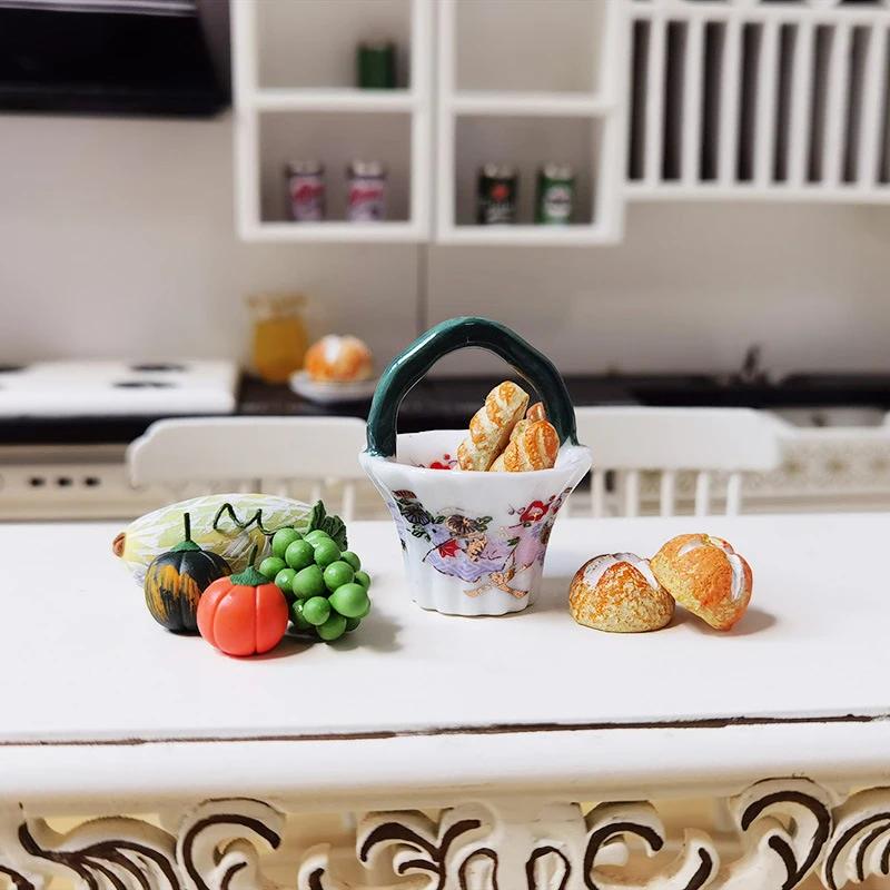 Dollhouse Accessories, Miniature Food Toy Model, Mini Ceramic Fruit Basket, Bread Basket
Dollhouse Accessories, Miniature Food Toy Model, Mini Ceramic Fruit Basket, Bread Basket