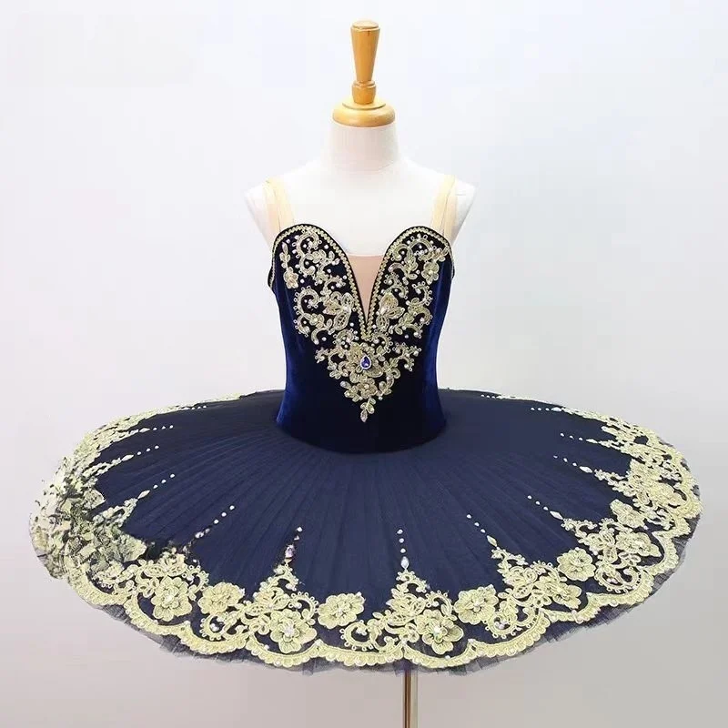 Custom-made ballet costumes for Remonda/Pharaoh's daughter for adults and children
Custom-made ballet costumes for Remonda/Pharaoh's daughter for adults and children