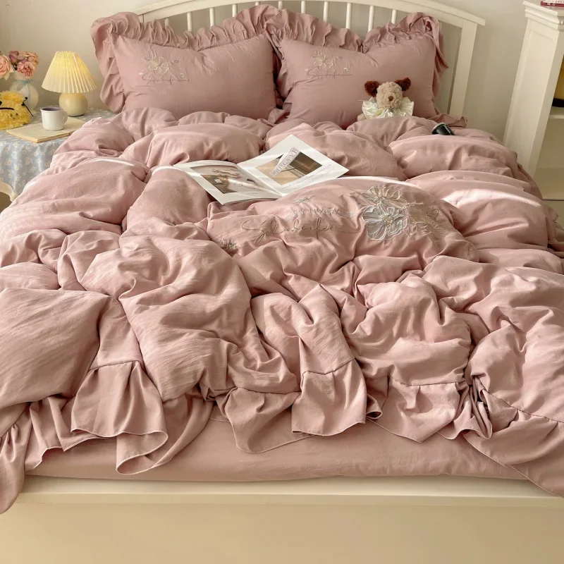 2025 new lace embroidery small fresh and cute girl heart bed four-piece set washed cotton summer bed sheet quilt cover bed hat
2025 new lace embroidery small fresh and cute girl heart bed four-piece set washed cotton summer bed sheet quilt cover bed hat