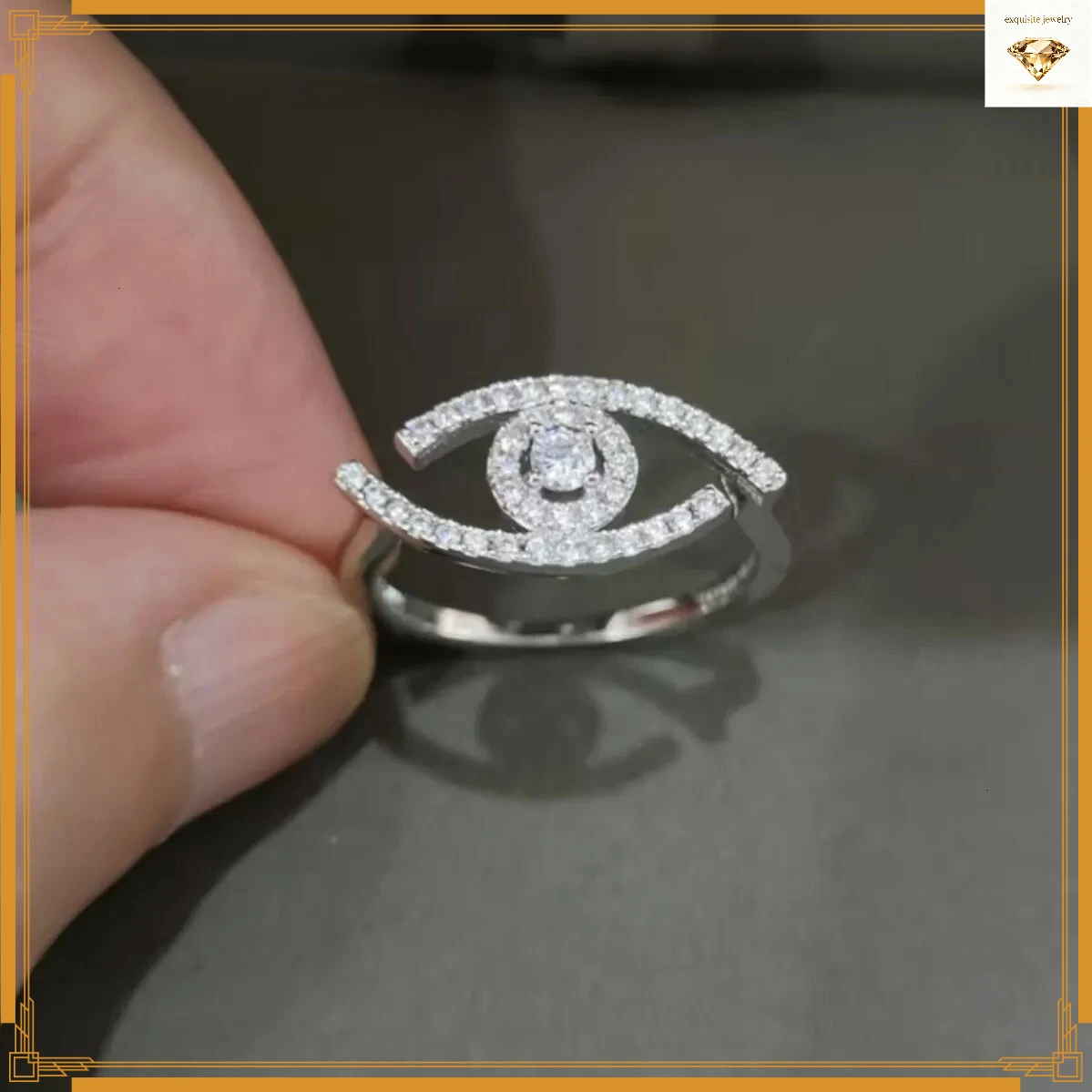 Designer Jewelry High Version Lucky Eye Full Diamond Personality Ring For Women Inlaid Fashionable Dynamic Diamond Ring
Designer Jewelry High Version Lucky Eye Full Diamond Personality Ring For Women Inlaid Fashionable Dynamic Diamond Ring