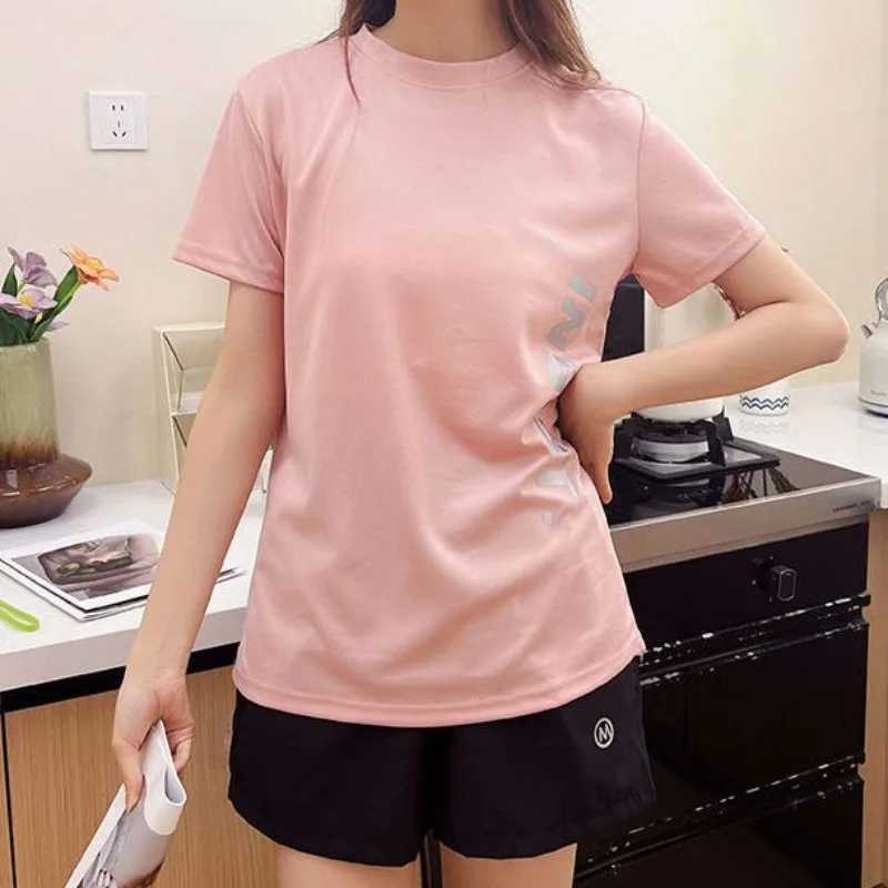 Women Sports Sets Casual Summer Quick-drying Fitness Running Breathable Shorts Suit Simple Letter Print Shorts Tshirt 2pcs Suits
Women Sports Sets Casual Summer Quick-drying Fitness Running Breathable Shorts Suit Simple Letter Print Shorts Tshirt 2pcs Suits