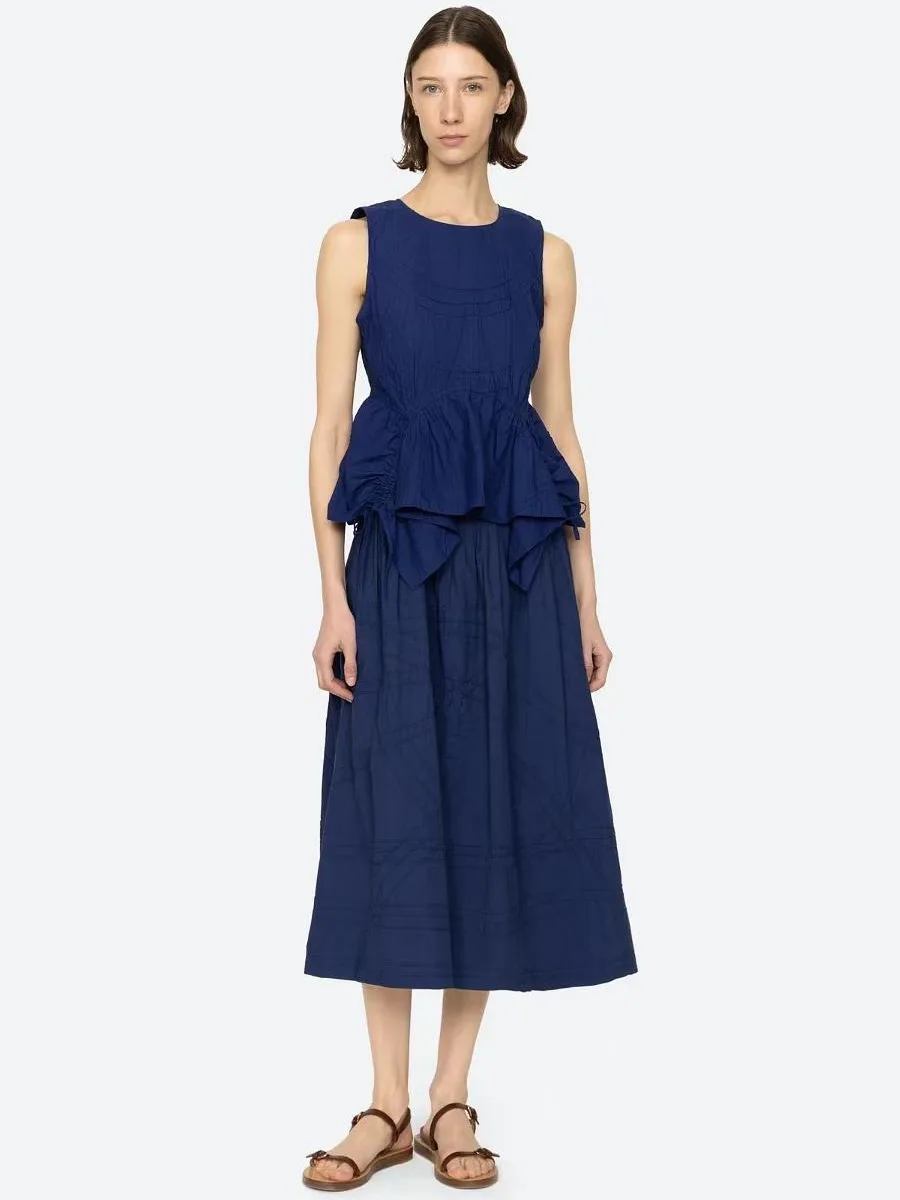 Withered Solid Color Line Embroidery Drawstring Waist Cinched Sleeveless Vest+versatile A-line Skirt Set New Two Piece Set Women
Withered Solid Color Line Embroidery Drawstring Waist Cinched Sleeveless Vest+versatile A-line Skirt Set New Two Piece Set Women