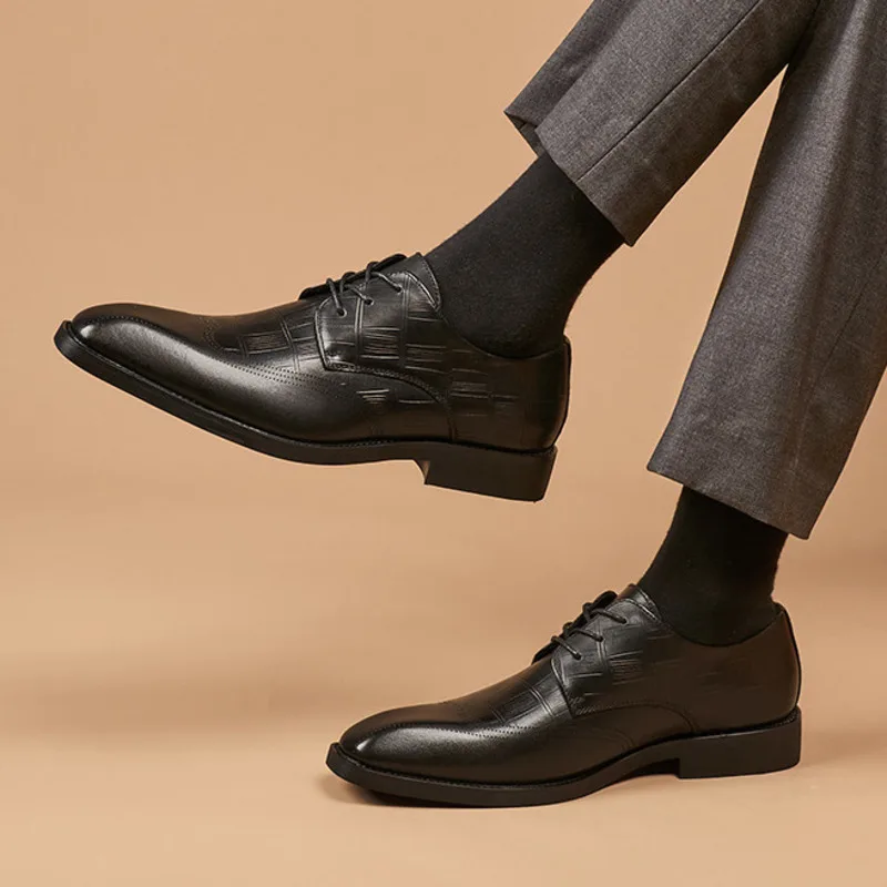 Spring And Summer Leather Genuine Leather Small Square Toe Block Carving Derby Toe Layer Cowhide, Business Dress Men's Men Flats
Spring And Summer Leather Genuine Leather Small Square Toe Block Carving Derby Toe Layer Cowhide, Business Dress Men's Men Flats