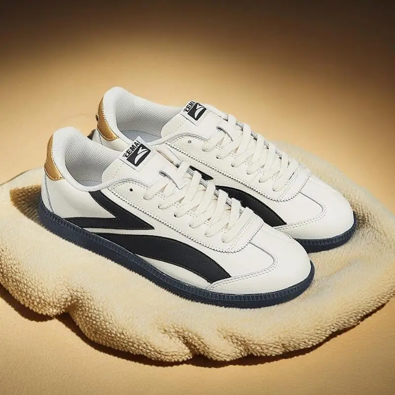 Versatile and niche design with thick soles and elevated height for couples. Summer trendy new style
Versatile and niche design with thick soles and elevated height for couples. Summer trendy new style