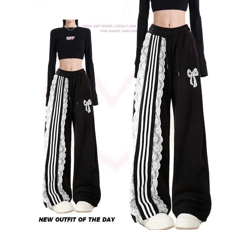 American retro black three-bar lace edge embroidered sweatpants women's spring and autumn jazz dance loose casual pants
American retro black three-bar lace edge embroidered sweatpants women's spring and autumn jazz dance loose casual pants