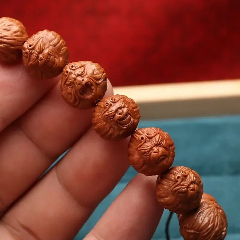 Роскошные браслеты WenPlay с резьбой из персиковых косточек и орехов, с узором Дракона Малых Семян, в стиле Короля Обезьян и Великого Мудреца, превосходящего небо
Роскошные браслеты WenPlay с резьбой из персиковых косточек и орехов, с узором Дракона Малых Семян, в стиле Короля Обезьян и Великого Мудреца, превосходящего небо