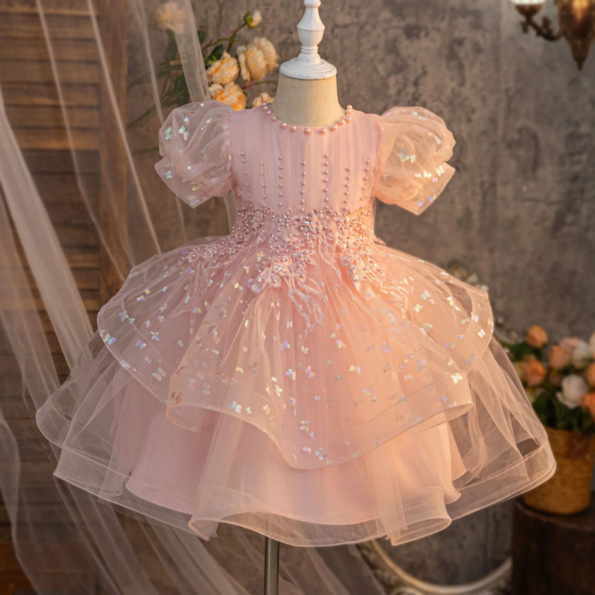 New Pearl Decal Round Neck Bubble Sleeve Mesh Sequin Princess Dress for Girls Birthday Party Wedding Flower Girl Dress
New Pearl Decal Round Neck Bubble Sleeve Mesh Sequin Princess Dress for Girls Birthday Party Wedding Flower Girl Dress