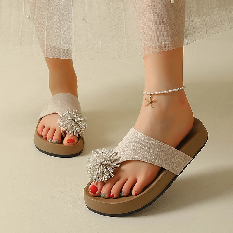 Fashion Crystal Flower Platform Slippers Women 2026 Summer Clip Toe Thick Sole Sandals Woman Plus Size Anti Slip Outdoor Slides
Fashion Crystal Flower Platform Slippers Women 2026 Summer Clip Toe Thick Sole Sandals Woman Plus Size Anti Slip Outdoor Slides