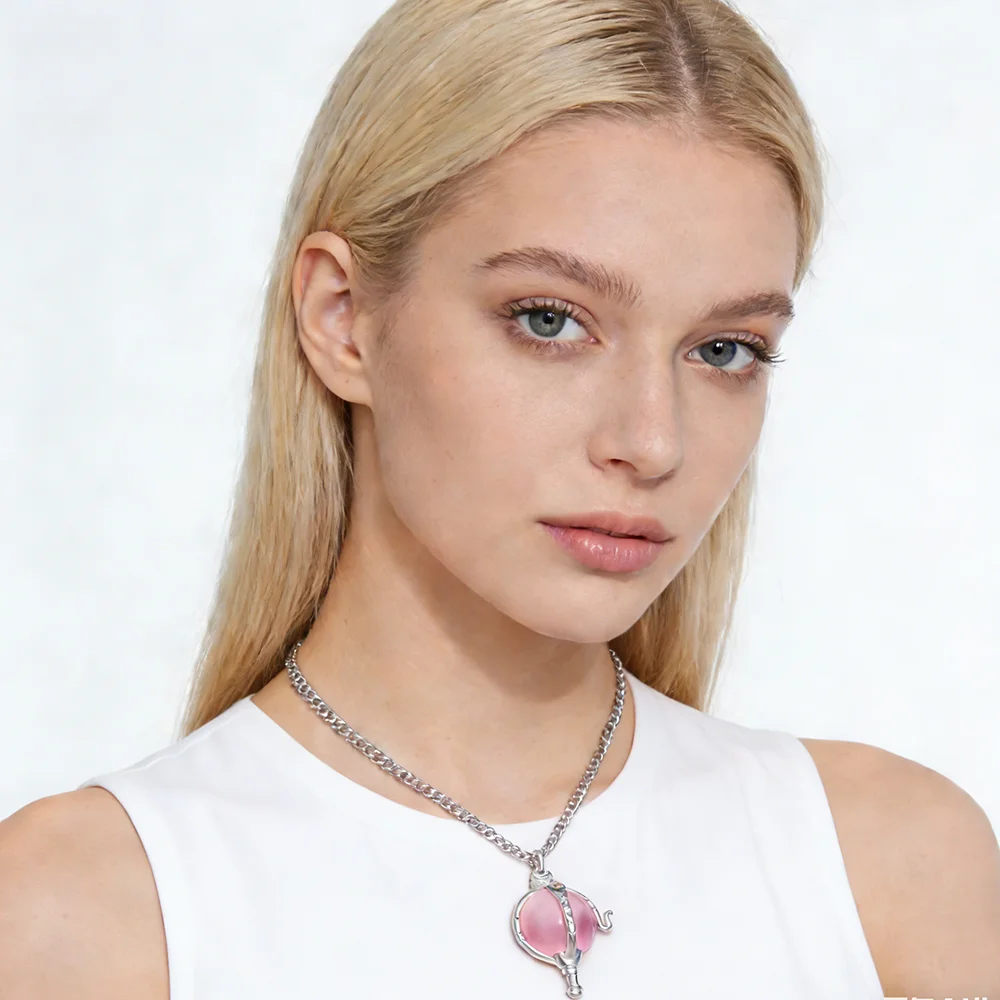 Magical Girl Pink Crystal Ball Necklace Anime Style Clavicle Chain for Fans Women Girls Charm Party Necklace Jewelry Accessories
Magical Girl Pink Crystal Ball Necklace Anime Style Clavicle Chain for Fans Women Girls Charm Party Necklace Jewelry Accessories