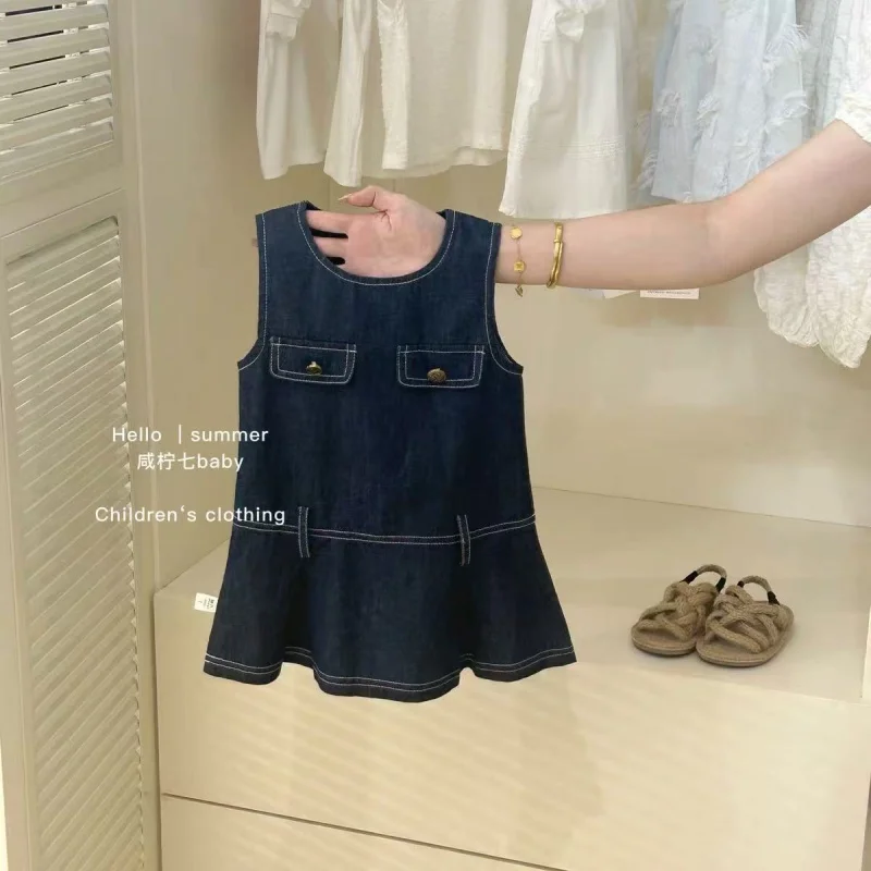 Korean Style Girls' Summer Dress New Children's Denim Dress Summer Girls' Retro Chic Dress50001
Korean Style Girls' Summer Dress New Children's Denim Dress Summer Girls' Retro Chic Dress50001