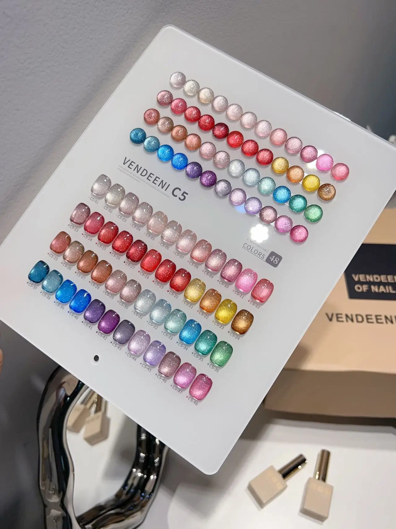 VENDEENI 48 Colors Moonlight Cat Eye Nail Gel Set Nail Salon 2025 New Hot Sale Fashion Nail Art Non-toxic UV Gel Wholesale
VENDEENI 48 Colors Moonlight Cat Eye Nail Gel Set Nail Salon 2025 New Hot Sale Fashion Nail Art Non-toxic UV Gel Wholesale