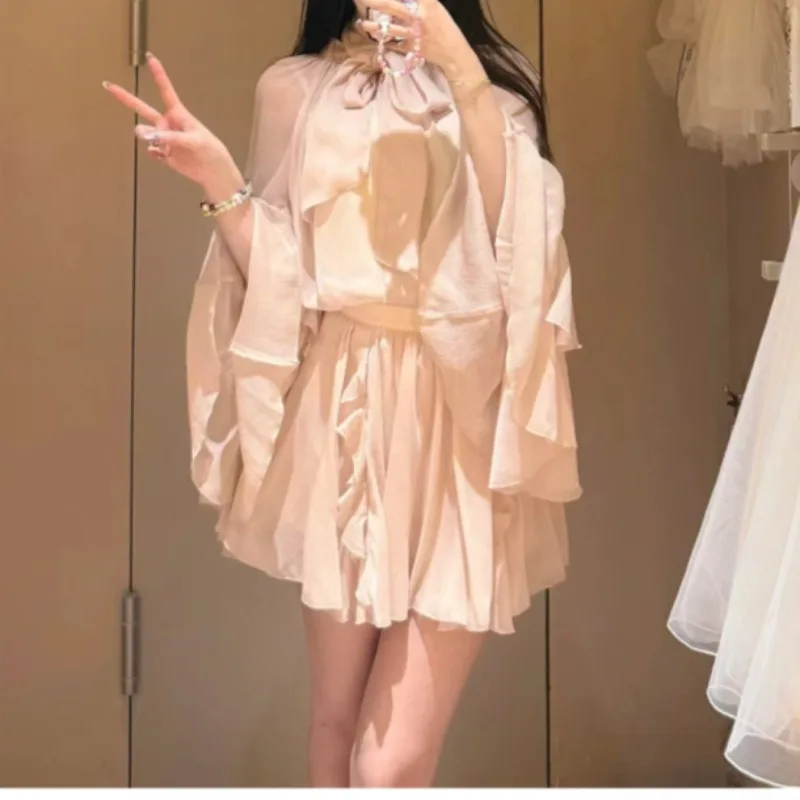 Elegant Fashion Ruched Halter Collar Solid Chiffon Tops Women+ High Waist Ruffles Skirts 2025 Summer New Two Piece Sets
Elegant Fashion Ruched Halter Collar Solid Chiffon Tops Women+ High Waist Ruffles Skirts 2025 Summer New Two Piece Sets