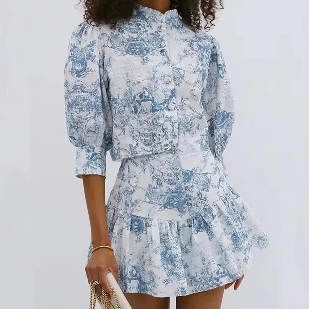 Sets Summer Fashion Elegant Full Print Puff Sleeve Mock Neck Natural Waist Mini Party Skirt Sets For Women
Sets Summer Fashion Elegant Full Print Puff Sleeve Mock Neck Natural Waist Mini Party Skirt Sets For Women