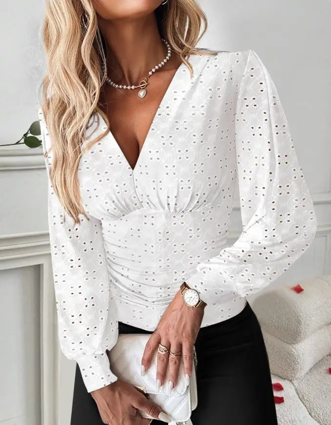 Jacquard Deep V-Neck Lantern Sleeve Pleated Shirt Embroidered Slim Fit Top Autumn Women's Hollowed Out Commuting Chiffon Shirt
Jacquard Deep V-Neck Lantern Sleeve Pleated Shirt Embroidered Slim Fit Top Autumn Women's Hollowed Out Commuting Chiffon Shirt
