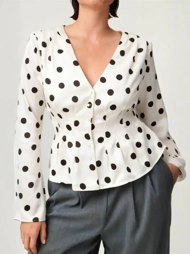 Apprabant Elegant Polka Dot Cardigan Top Women's Sexy Low Cut V-neck Buttons Flare Long Sleeve Slim Blouse Commuter Lady Outfit
Apprabant Elegant Polka Dot Cardigan Top Women's Sexy Low Cut V-neck Buttons Flare Long Sleeve Slim Blouse Commuter Lady Outfit