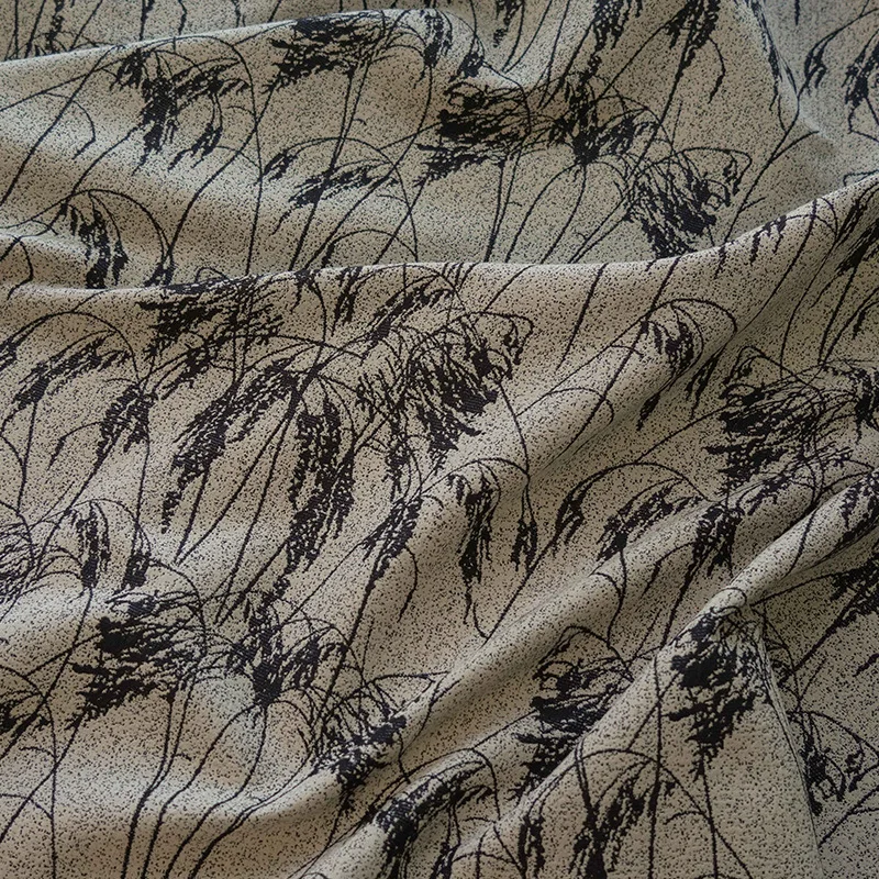 1m New Chinese Autumn and Winter Palace Style Dress, Luggage Jacquard Fabric, Retro Style French Vest Skirt Decorative Fabric
1m New Chinese Autumn and Winter Palace Style Dress, Luggage Jacquard Fabric, Retro Style French Vest Skirt Decorative Fabric