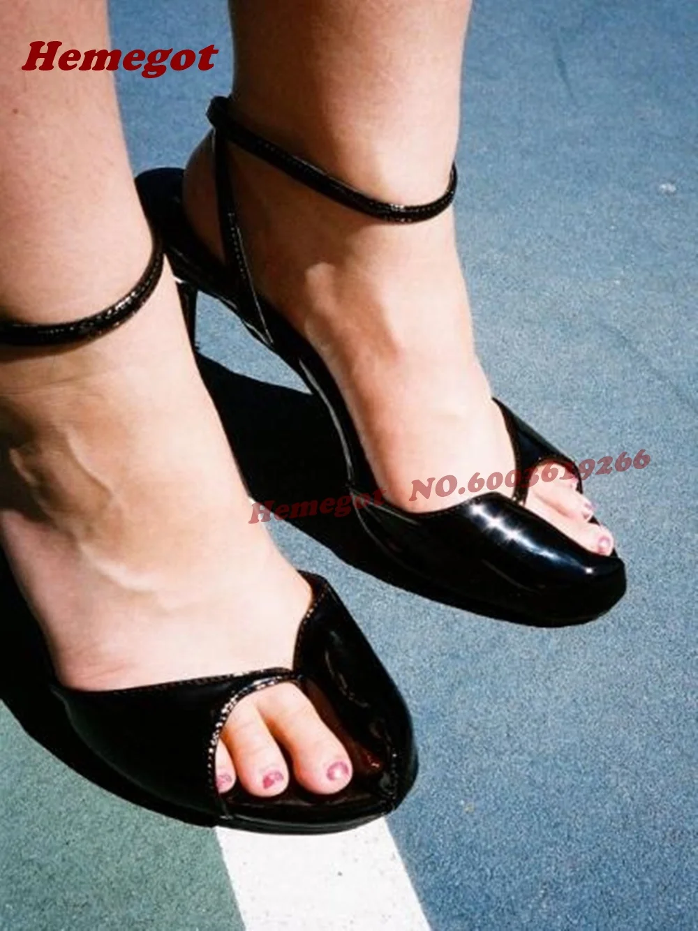 Black Patent Peep Toe Ankle Strap Mule Sandals Pointed Slip-On Thin Stiletto Backless Heels Buckled Glossy Runway Shoes 2026
Black Patent Peep Toe Ankle Strap Mule Sandals Pointed Slip-On Thin Stiletto Backless Heels Buckled Glossy Runway Shoes 2026
