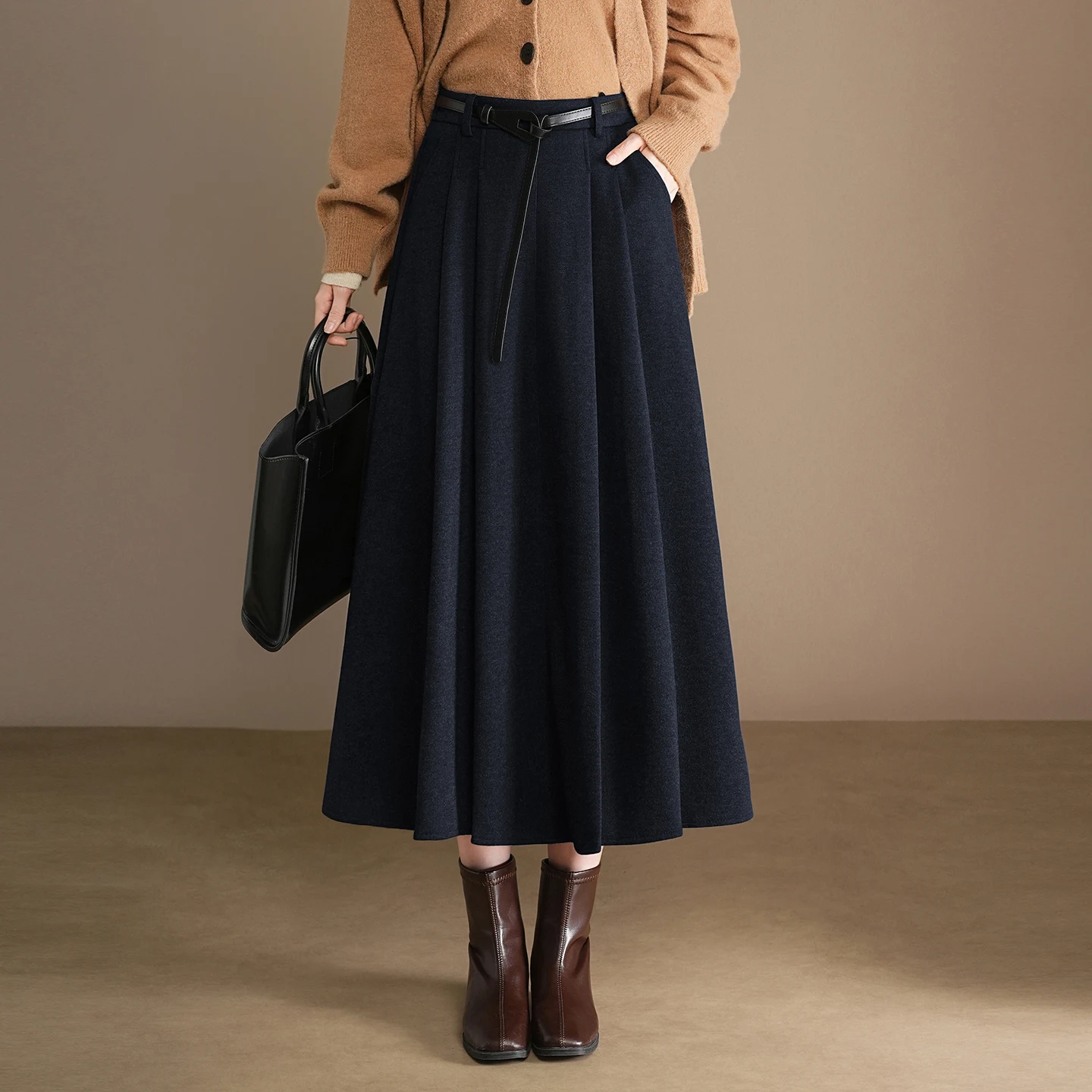 Юбка-карандаш из шерсти в клетку с завышенной талией, средней длины, женская, осенне-зимняя, стройнящая, скрывающая бедра, в корейском стиле, длиной до пола
Юбка-карандаш из шерсти в клетку с завышенной талией, средней длины, женская, осенне-зимняя, стройнящая, скрывающая бедра, в корейском стиле, длиной до пола