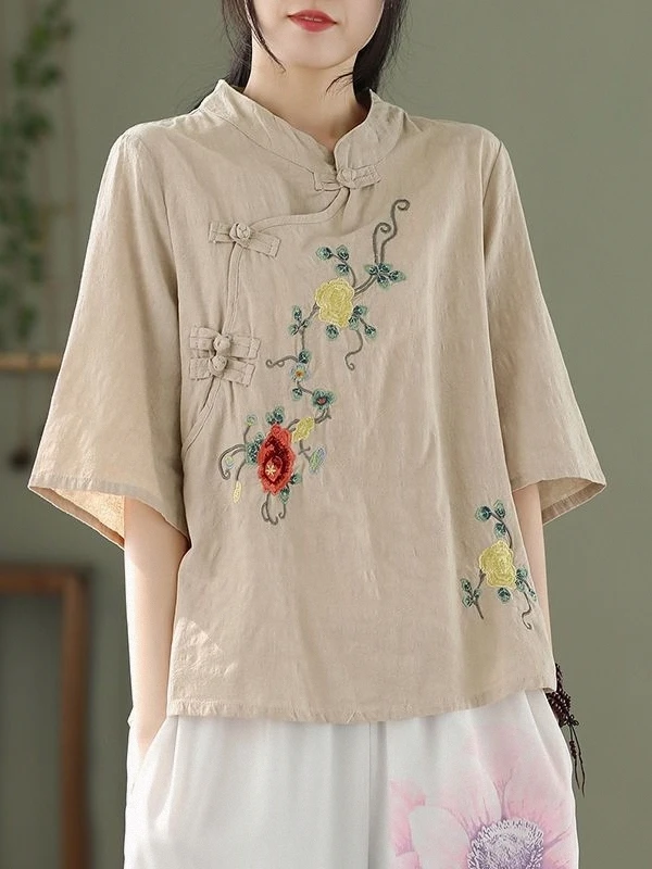 New Cotton Linen Summer Shirt Embroidered Large Size Chinese Style Collar Tea Costume Side Buttoned Floral Print Top for Women
New Cotton Linen Summer Shirt Embroidered Large Size Chinese Style Collar Tea Costume Side Buttoned Floral Print Top for Women