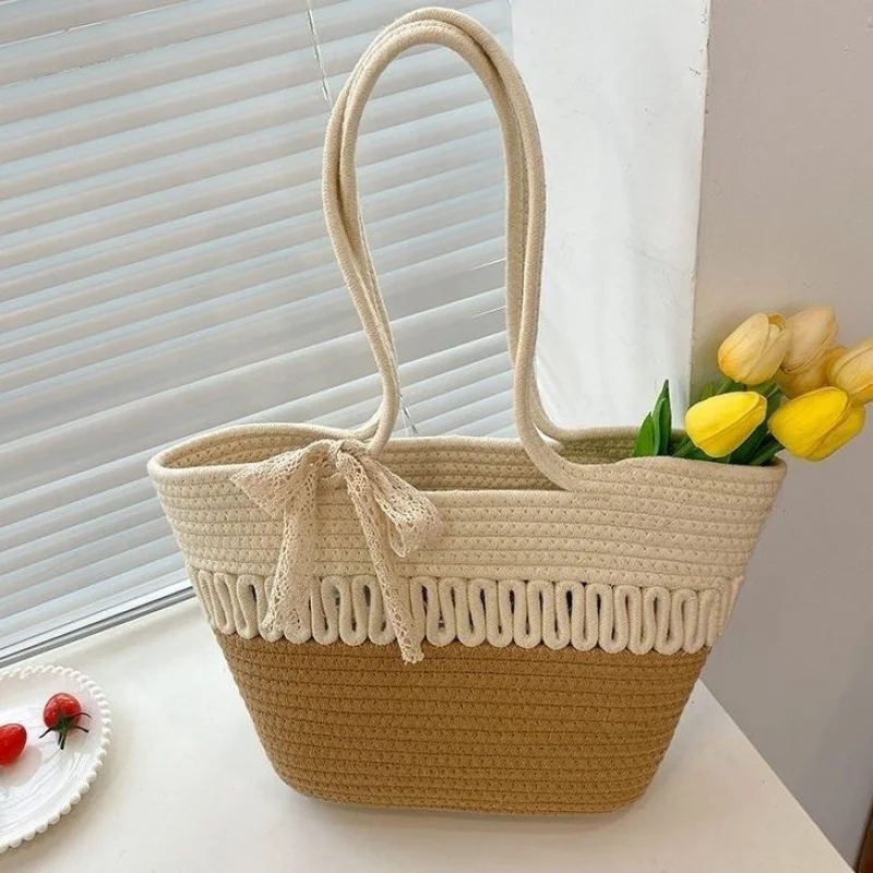 One-shoulder summer fashion woven large capacity new straw woven bag French 2025 Tote hollow beach
One-shoulder summer fashion woven large capacity new straw woven bag French 2025 Tote hollow beach