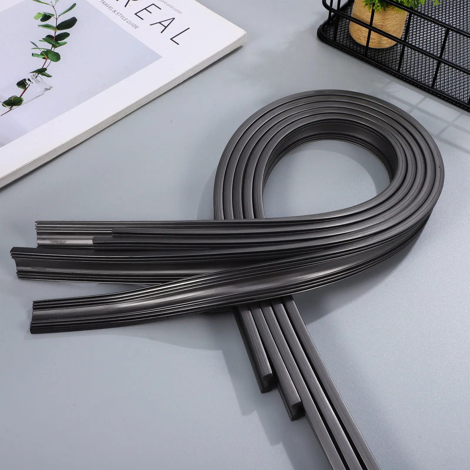 10Pcs Frameless Wiper Blades Refills Premium Imported Rubber Strips for Van Truck Universal Windshield Wiper Rubber
10Pcs Frameless Wiper Blades Refills Premium Imported Rubber Strips for Van Truck Universal Windshield Wiper Rubber