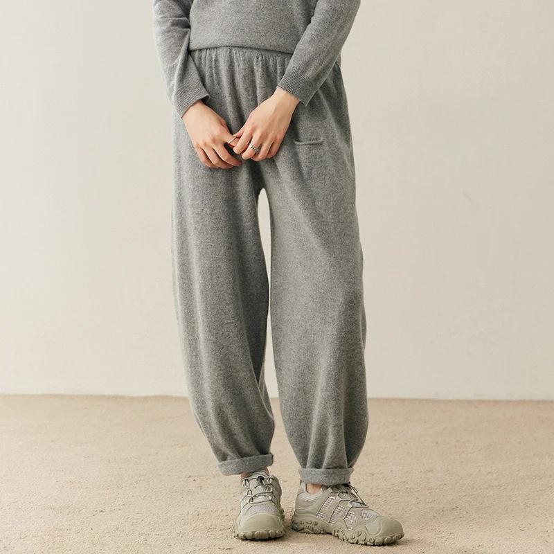 Women's Cashmere Pants Casual Loose Long Bloomers Autumn Winter 100% Cashmere Knit Pants Fashion Sashes Pocket Cashmere Trousers
Women's Cashmere Pants Casual Loose Long Bloomers Autumn Winter 100% Cashmere Knit Pants Fashion Sashes Pocket Cashmere Trousers