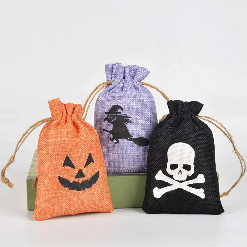 24 Pack Halloween Burlap Gift Bags with Drawstring Trick or Treat Candy Goodie Bags for Kids for Party Supplies Decoration
24 Pack Halloween Burlap Gift Bags with Drawstring Trick or Treat Candy Goodie Bags for Kids for Party Supplies Decoration