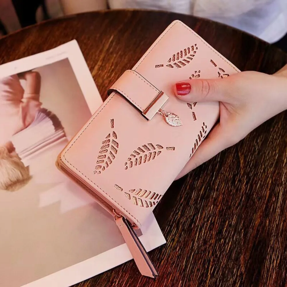 Fashion PU Leather Ladies' Long Wallet Hollow Leaf Lightweight Coin Purse with Card Holder Zipper Buckle Handbag Phone Pocket
Fashion PU Leather Ladies' Long Wallet Hollow Leaf Lightweight Coin Purse with Card Holder Zipper Buckle Handbag Phone Pocket