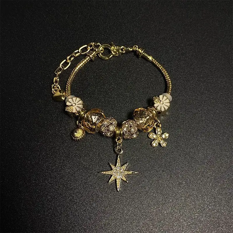 Vintage "Audrey" Octagonal Star-shaped Bracelet
Vintage "Audrey" Octagonal Star-shaped Bracelet
