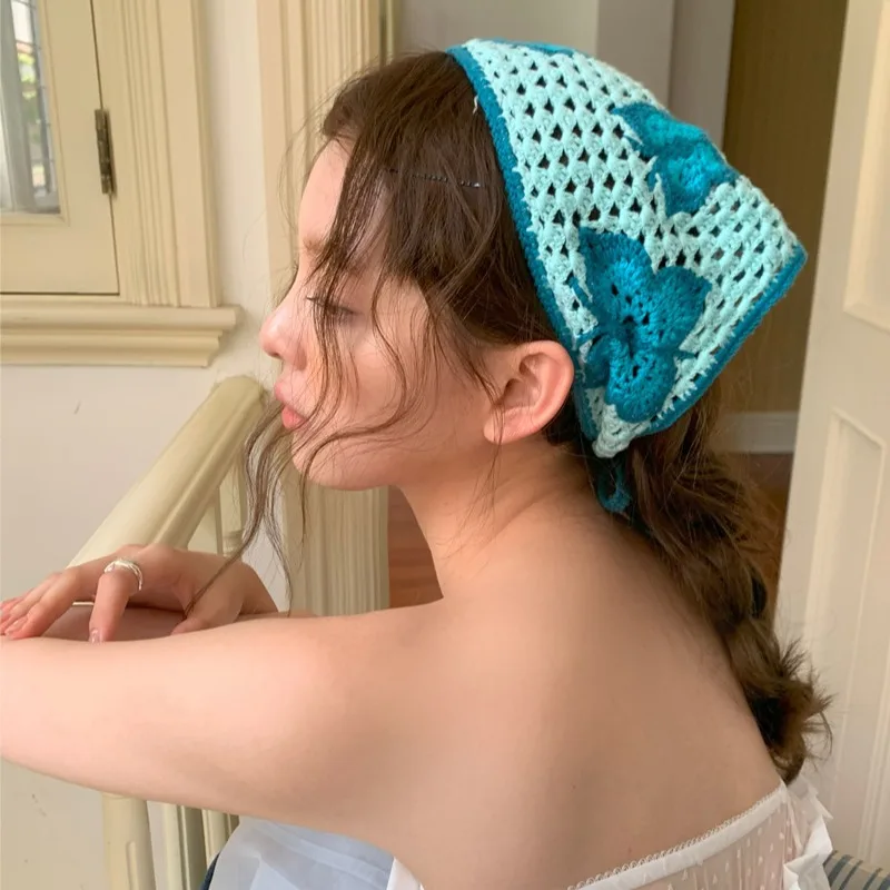 Korean Version Spring and Summer Hollow Butterfly Crocheted Triangular Towel Seaside Travel Photo Knitted Y2K Headband for Women
Korean Version Spring and Summer Hollow Butterfly Crocheted Triangular Towel Seaside Travel Photo Knitted Y2K Headband for Women