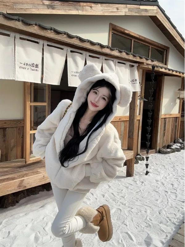 Fluffy Hooded Jacket Women's Lazy Style Cute Student Girl Loose Versatile Warmth Polyester Fiber Long Sleeve Zipper Closure S...
Fluffy Hooded Jacket Women's Lazy Style Cute Student Girl Loose Versatile Warmth Polyester Fiber Long Sleeve Zipper Closure S...