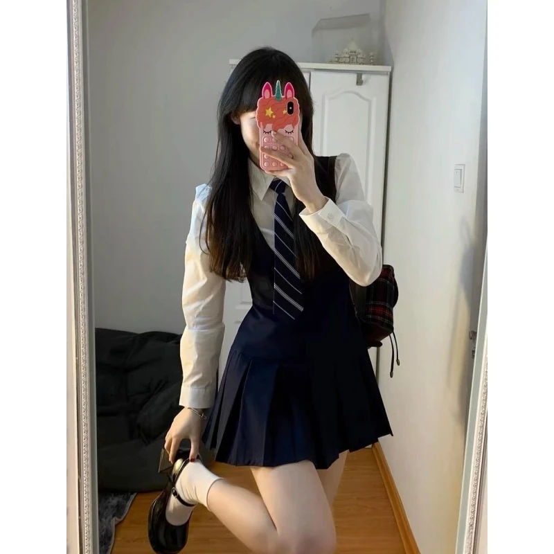 American Campus Style Plaid Skirt Set Spring Autumn Short College Girl Pleated Dress Jk Uniform Two Piece Set Women's Fashion
American Campus Style Plaid Skirt Set Spring Autumn Short College Girl Pleated Dress Jk Uniform Two Piece Set Women's Fashion
