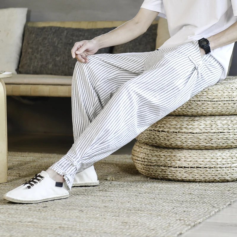 Мужские летние тонкие льняные брюки в белую полоску, свободные прямые брюки-харлан из хлопка и льна, дышащие, комфортные, длинные
Мужские летние тонкие льняные брюки в белую полоску, свободные прямые брюки-харлан из хлопка и льна, дышащие, комфортные, длинные