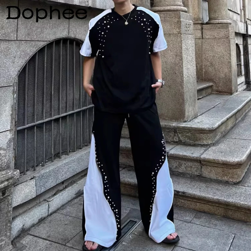 Men's 2025 Summer New Two-piece Sets Contrast Color 2pcs Pearl Rivet Padded Shoulder Short Sleeve T-Shirt Tops Trendy Pants Sets
Men's 2025 Summer New Two-piece Sets Contrast Color 2pcs Pearl Rivet Padded Shoulder Short Sleeve T-Shirt Tops Trendy Pants Sets