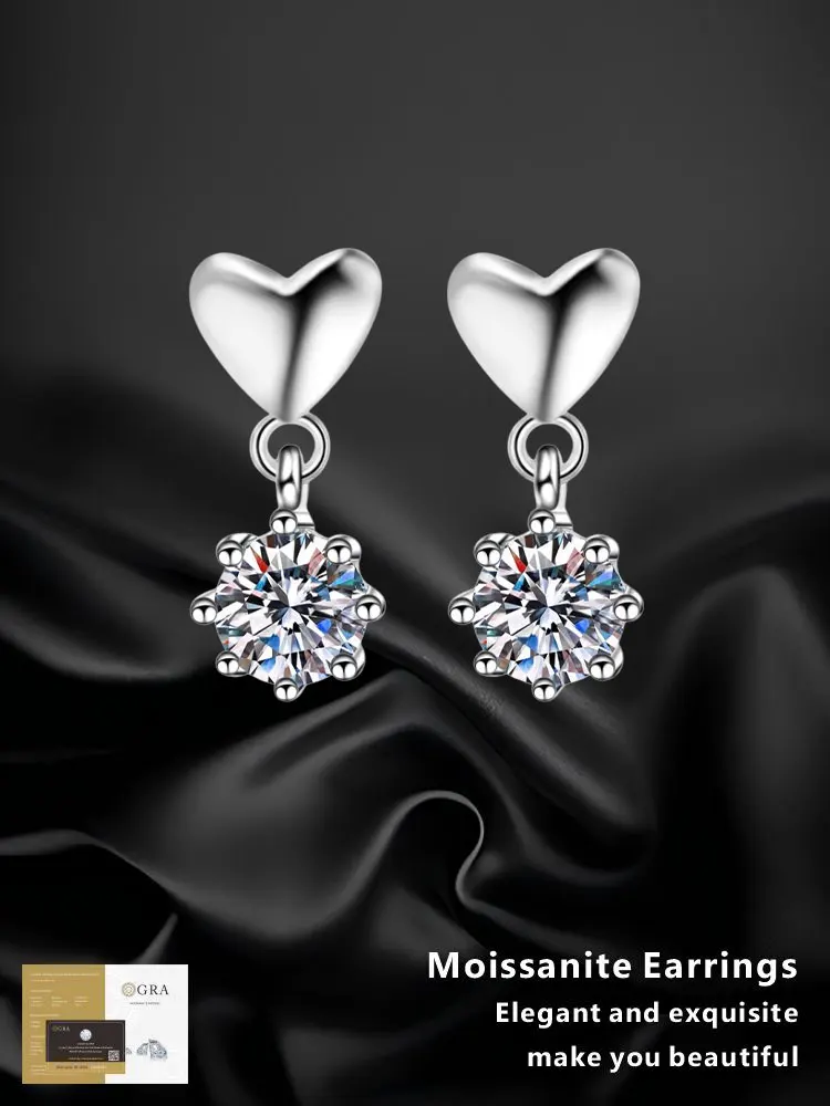 Moissanite 925 Sterling Silver Earrings for Women's Simple Heart Earrings Light Luxury Jewelry Wedding Valentine Gifts
Moissanite 925 Sterling Silver Earrings for Women's Simple Heart Earrings Light Luxury Jewelry Wedding Valentine Gifts