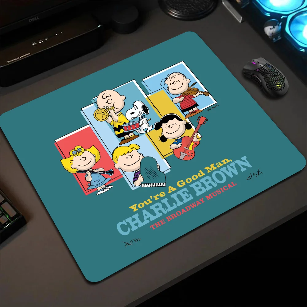 Cute Cartoon S-S-Snoopys Mousepad Small LockEdge Mouse Pad For Gamers Computer Desk Pad Anti-slip Rubber
Cute Cartoon S-S-Snoopys Mousepad Small LockEdge Mouse Pad For Gamers Computer Desk Pad Anti-slip Rubber