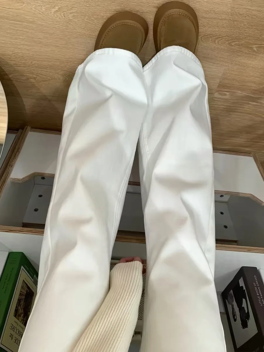 White Flared Jeans Women's Loose Fit High Waist Straight Leg Denim Pants Casual Spring Autumn Small Stature Trendy Trousers
White Flared Jeans Women's Loose Fit High Waist Straight Leg Denim Pants Casual Spring Autumn Small Stature Trendy Trousers